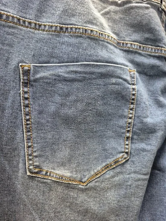 Women's High-Waisted Distressed Skinny Jeans Size 16 by Blue Turtle - Picture 11 of 12